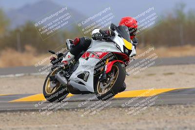 media/Sep-10-2022-SoCal Trackdays (Sat) [[a5bf35bb4a]]/Turn 6 (1140am)/